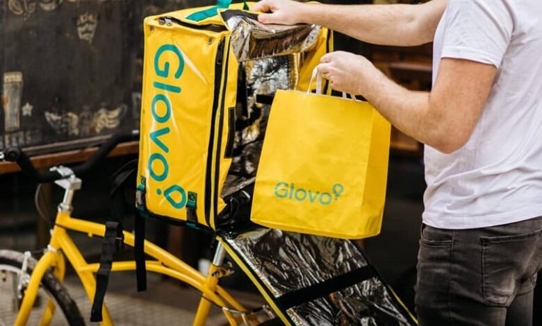 glovo delivery yellow bag