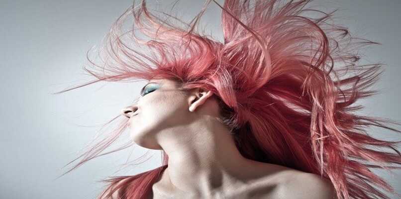 model girl with pink hair