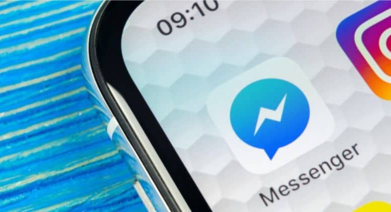 cell phone messenger instagram blue background