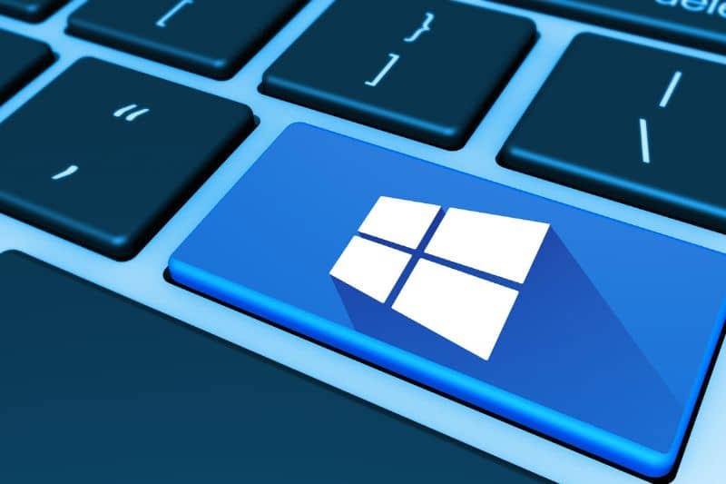 blue windows logo on keyboard 